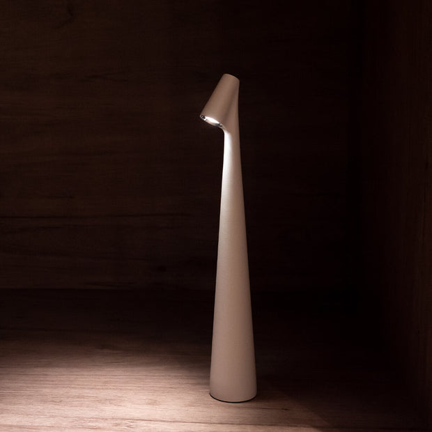LumoArt Wireless Design Tischleuchte