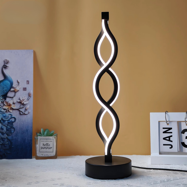 LichtAlva dimmbare LED Tischlampe aus Aluminium mit USB und modernem Design