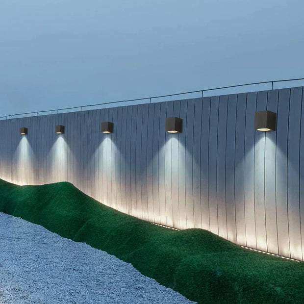 Moderne LED Außenwandleuchte wetterfest energieeffizient für Garten Balkon Terrasse