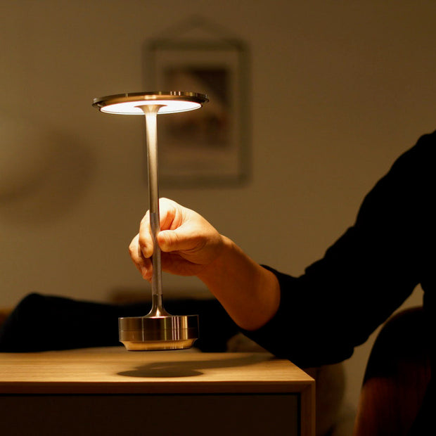 Kristallux oder LichtWerk Stufenlos dimmbare LED-Lampe Tischlampen