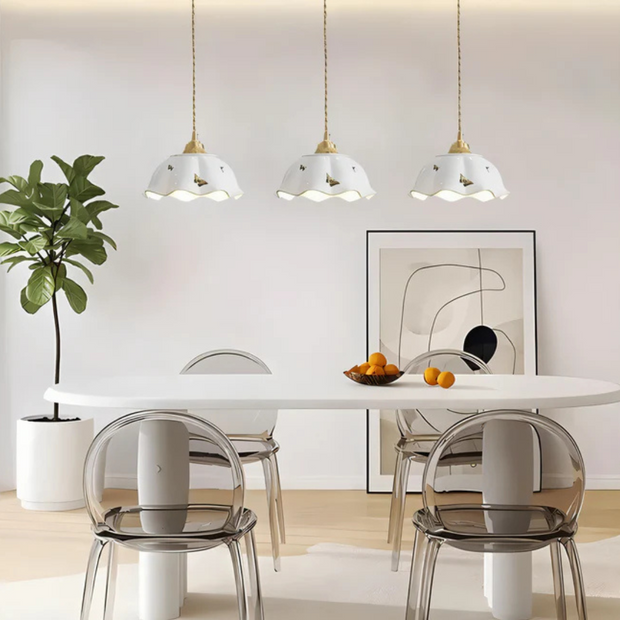 Schmetterling Hängelampe Esszimmer aus Keramik mit warmem LED Licht