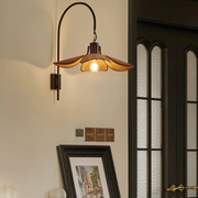 Blumen Wandlampe