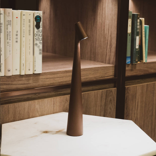 LumoArt Wireless Design Tischleuchte