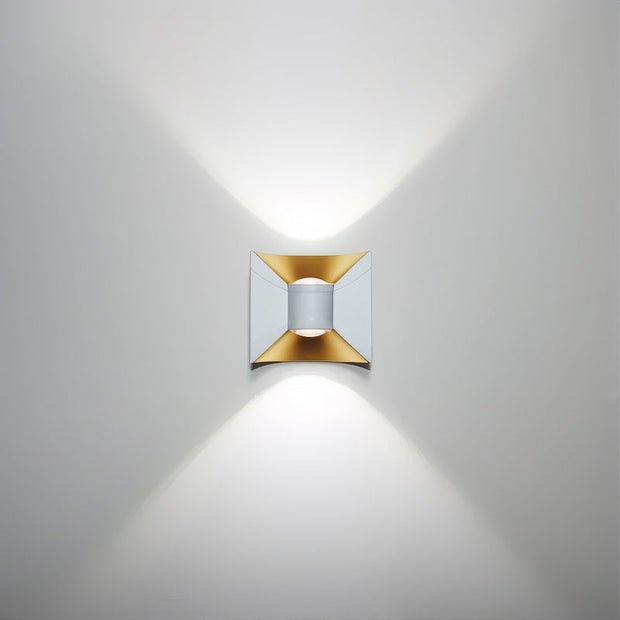 Solar LED Wandlampe mit Bewegungsmelder | Marthova Solarblitz