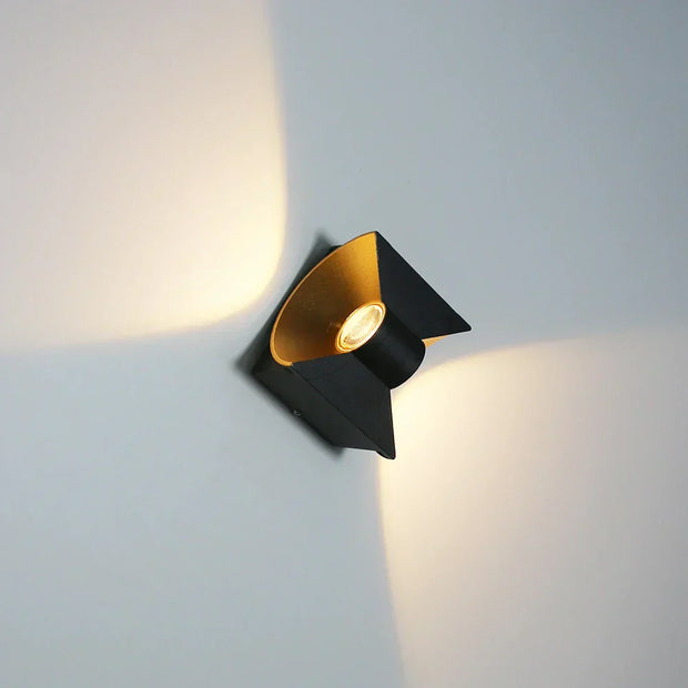Solar LED Wandlampe mit Bewegungsmelder | Marthova Solarblitz