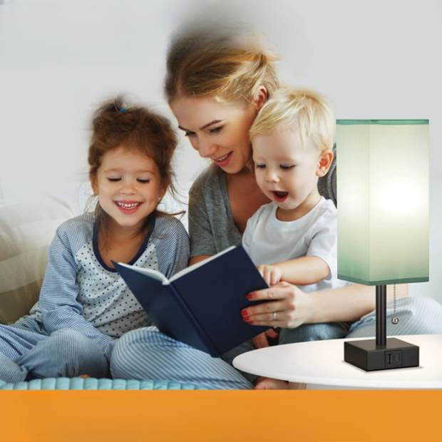 LumoLade dimmbare LED Tischlampe mit USB Ladeanschlüssen und 3 Farbtemperaturen