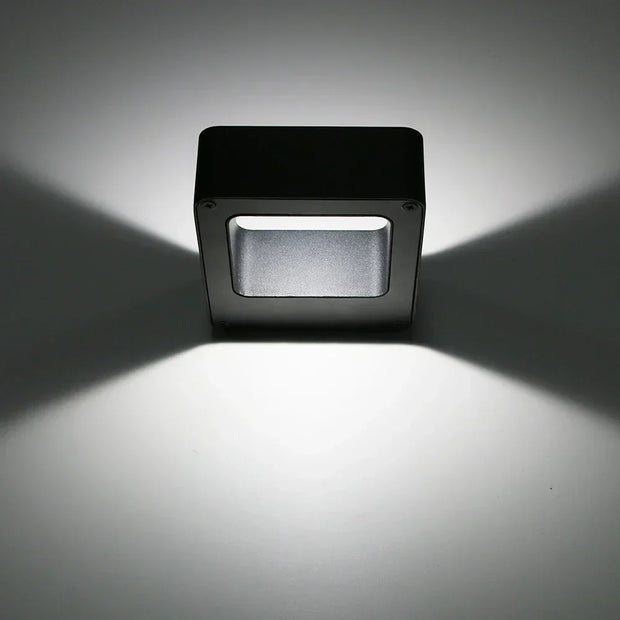Wetterfeste LED Außenlampe für Garten Terrasse und Balkon
