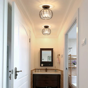 Moderne Deckenleuchte mit Glas und Eisen für stilvolles Zuhause