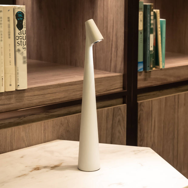 LumoArt Wireless Design Tischleuchte