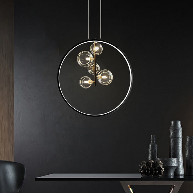 Moderne schwarze Pendelleuchte mit Glaskugel LED Beleuchtung