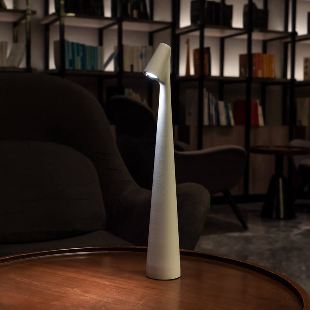 LumoArt Wireless Design Tischleuchte