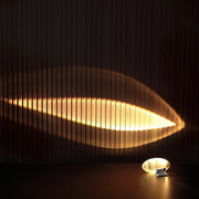 Elegante Tischlampe mit klarem Licht für stilvolle Innenräume