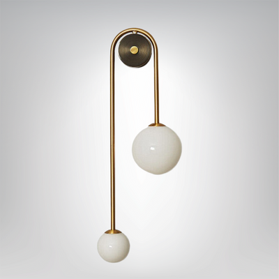 Aurélia Wandlicht, Nordic Gold Wall Sconces - Elegantes Gold und weißes Glas, G9 LED-Lampen, gebürstetes Messing, Wandmontage