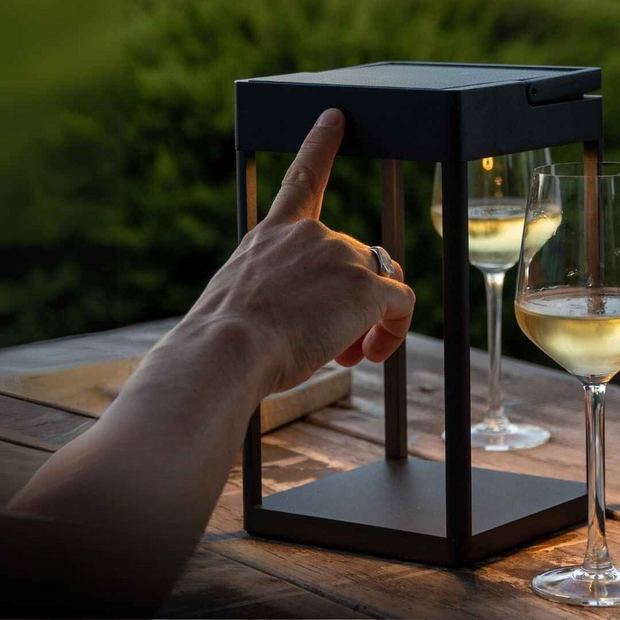 Solar Design Laterne für Außen | MARTHOVA Lunevra | Wetterfest & Modern