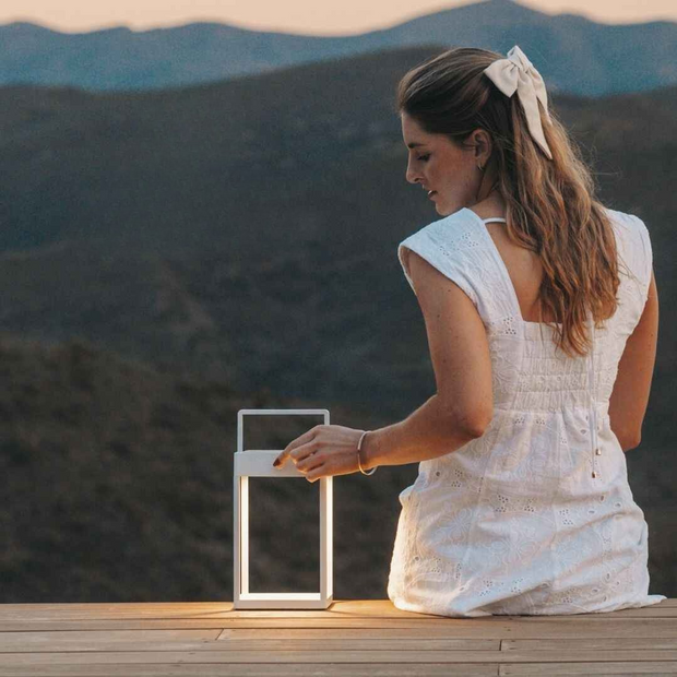 Solar Design Laterne für Außen | MARTHOVA Lunevra | Wetterfest & Modern