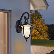 Vintage Außenwandleuchte im klassischen Stil | Wetterfeste Marthova Lampe für Haus & Garten