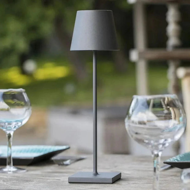 Lumora - Tischleuchte  Dimmbare led-Technologie kabellos aufladbar über USB-C