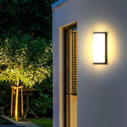 Moderne LED Gartenbeleuchtung wetterfest für stilvolle Außenbereiche