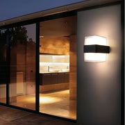 Wetterfeste moderne LED Außenleuchte für Garten Terrasse Einfahrt