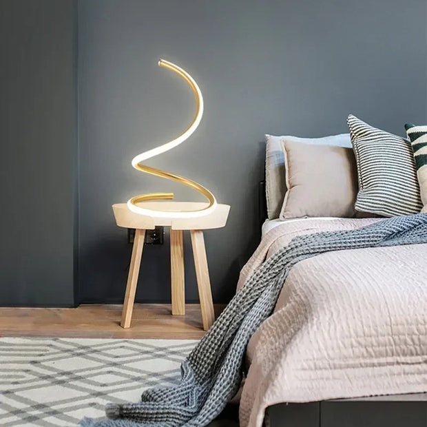 LumoFlex Tischleuchte LED modern verstellbar energiesparend für Büro und Zuhause