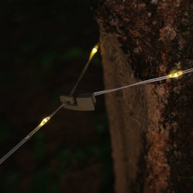 Wiederaufladbare LED Campinglampe – Tragbare Outdoor-Leuchte mit USB & Haken | Marthova
