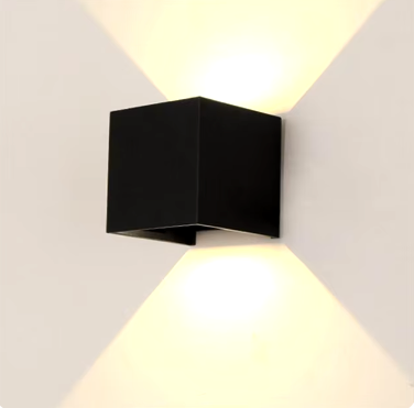 LichtWink LED Wandleuchte Außen Innen Wasserdicht Verstellbar Modern IP65
