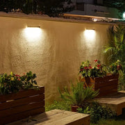 Wasserdichte LED Lampe für Garten und Wohnzimmer nachhaltig modern und hell