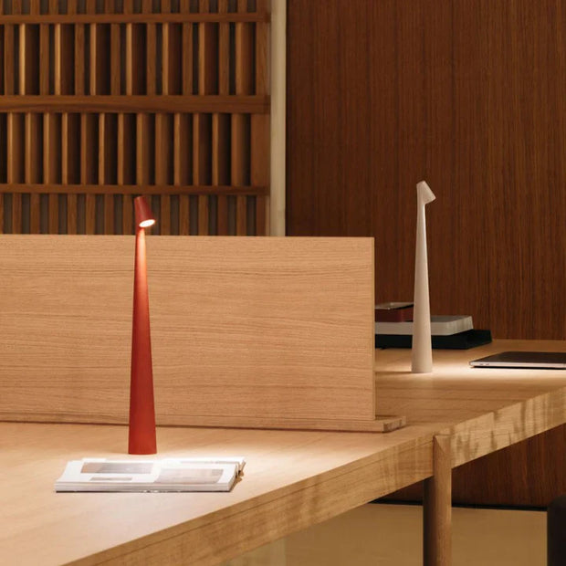 Kabellose LED Tischlampe dimmbar modern tragbar mit Akku für Innen und Außen