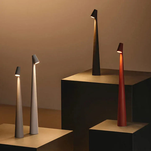 Kabellose LED Tischlampe dimmbar modern tragbar mit Akku für Innen und Außen