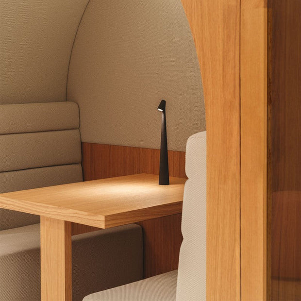 Kabellose LED Tischlampe dimmbar modern tragbar mit Akku für Innen und Außen