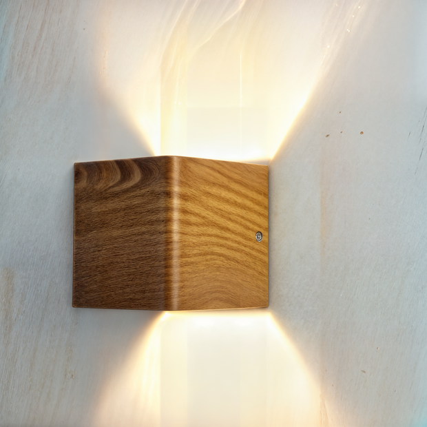 NordLicht Arla Wandleuchte Holzoptik – Moderne LED Beleuchtung für Schlafzimmer & Wohnzimmer