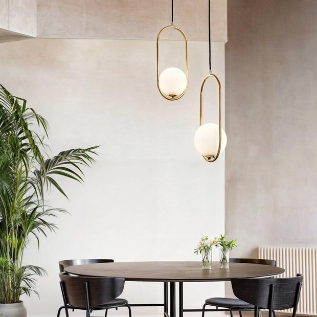 Aurélia Pendelleuchte mit goldenem Rahmen & Glas-Schirm, höhenverstellbar Deckenlampen