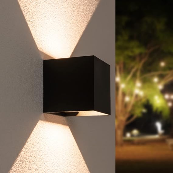 LichtWink LED Wandleuchte Außen Innen Wasserdicht Verstellbar Modern IP65